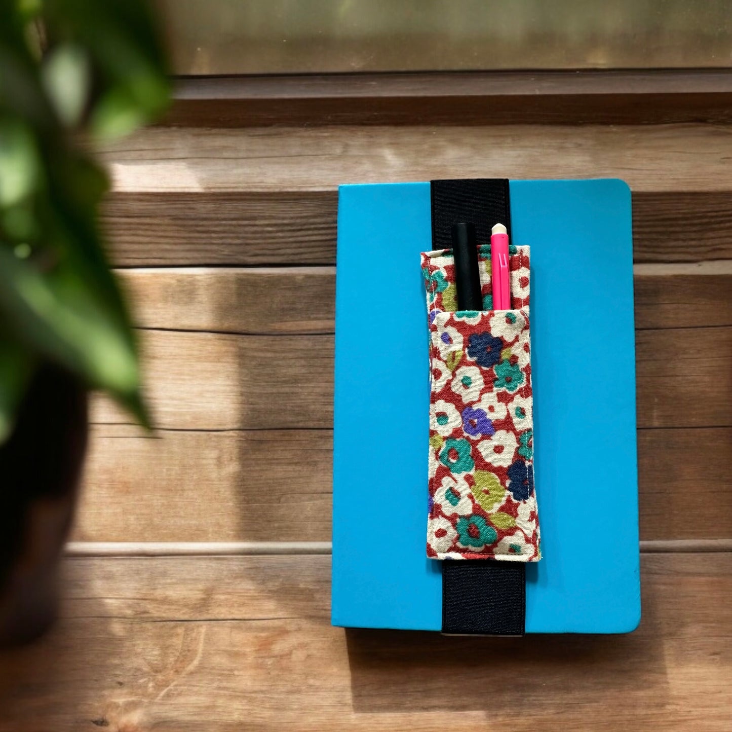 Elasticated Pen Holder